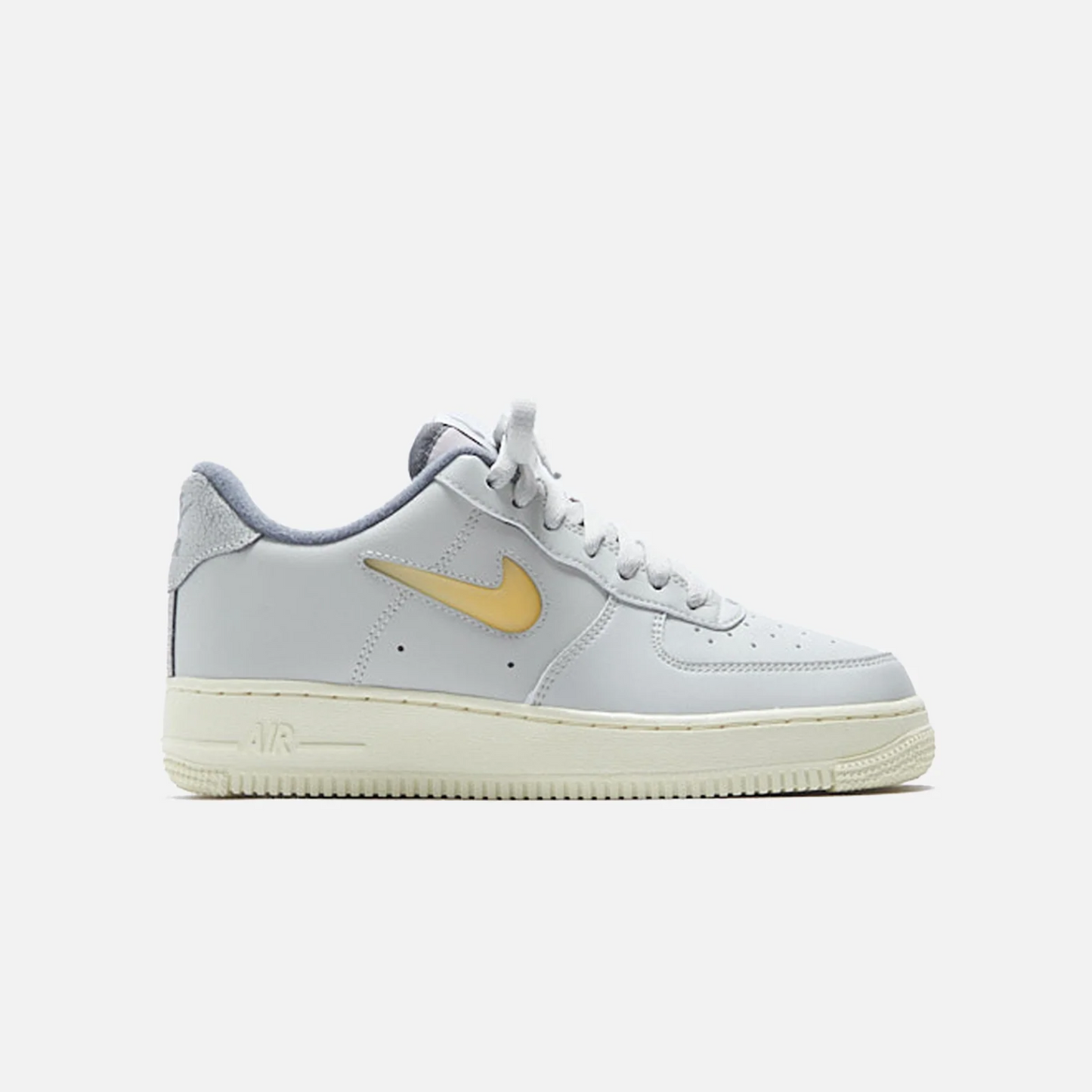 Nike Air Force 1 07 LX VTG